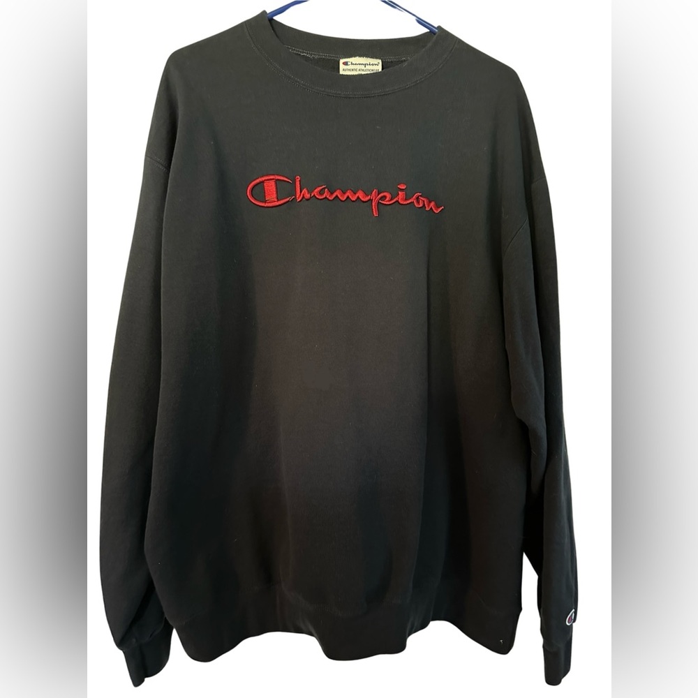 Men’s navy blue Champion sweatshirt